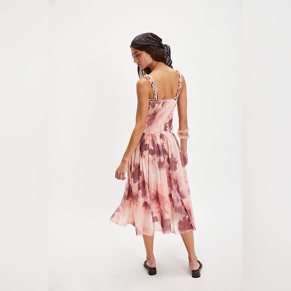 Free People Tessa Smocked Midi Dress Blush Pink Watercolor Pattern NWT Size L - Picture 6 of 12